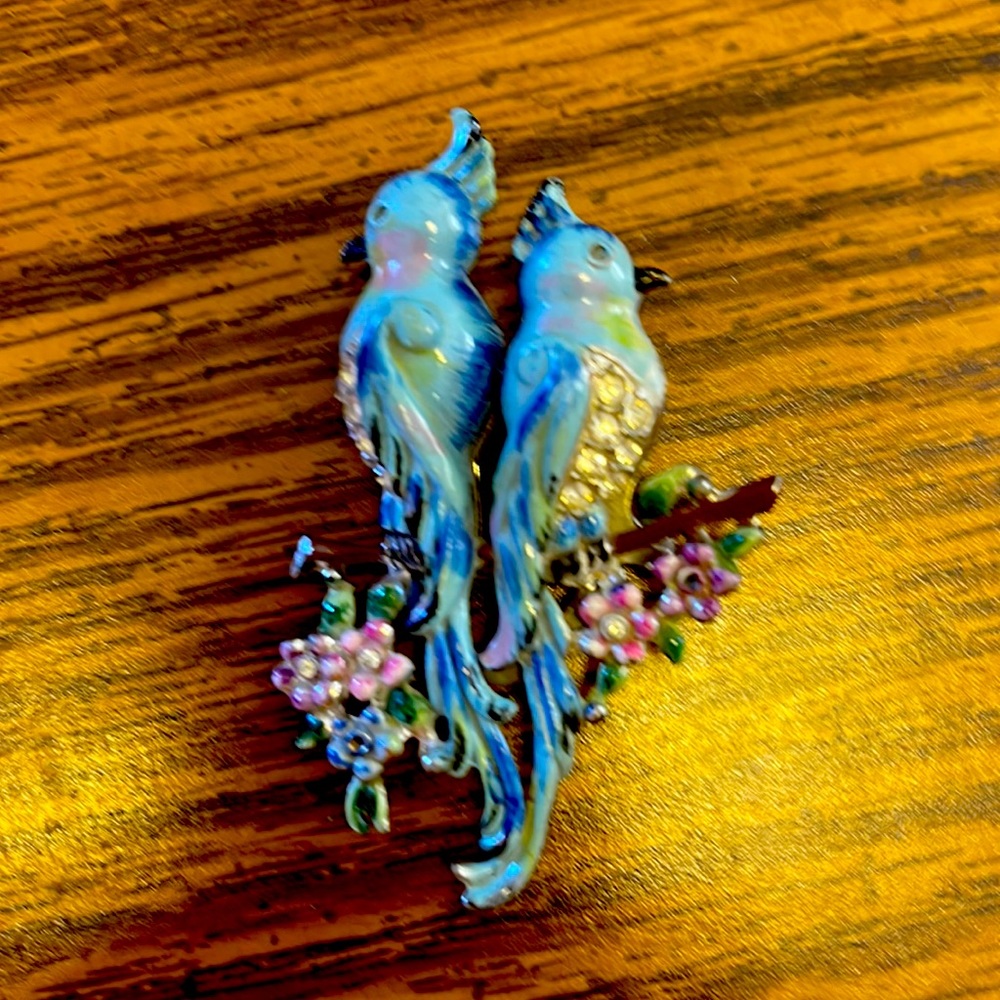 Vintage Coro pin